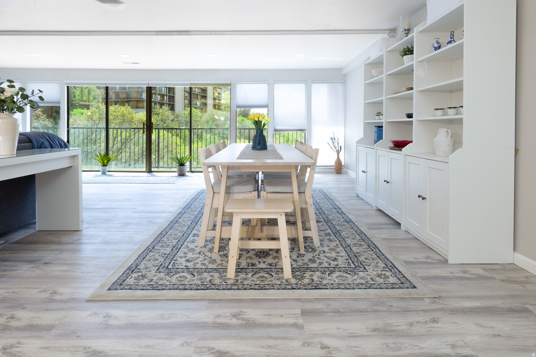 DONNER CREST CONDOS - Residential