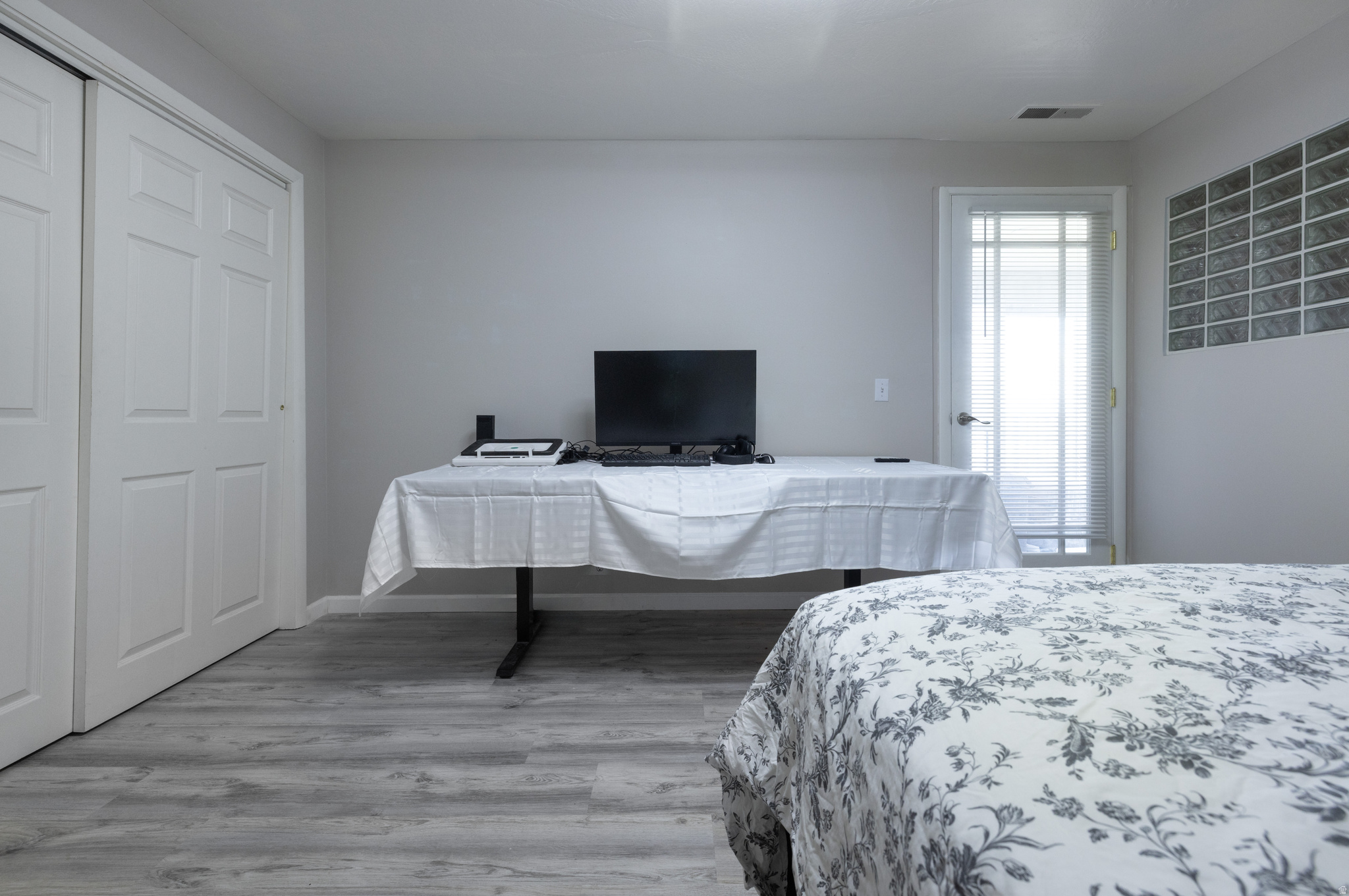 DONNER CREST CONDOS - Residential