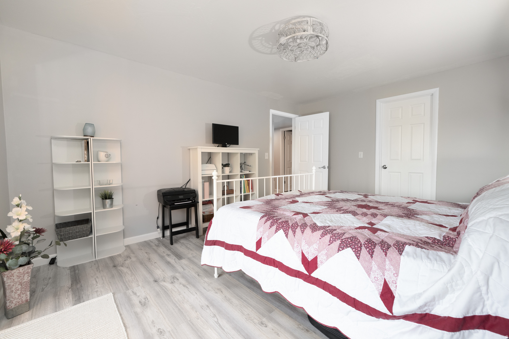 DONNER CREST CONDOS - Residential