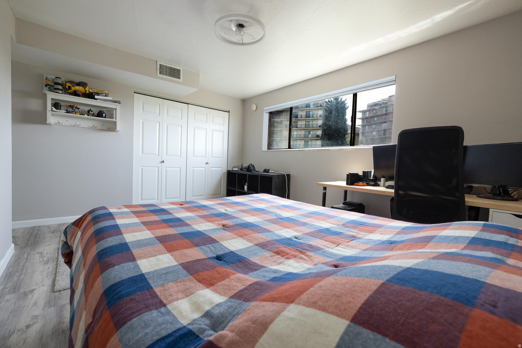 DONNER CREST CONDOS - Residential