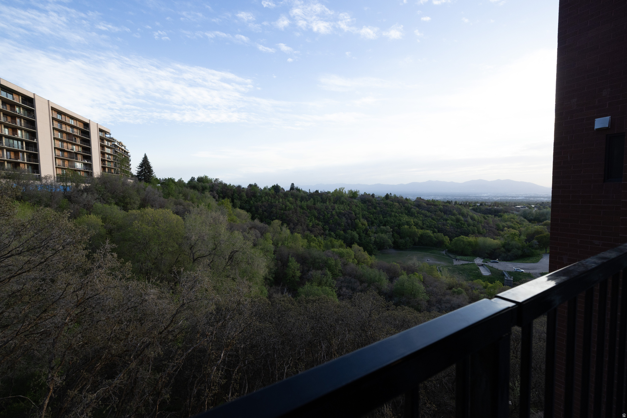 DONNER CREST CONDOS - Residential