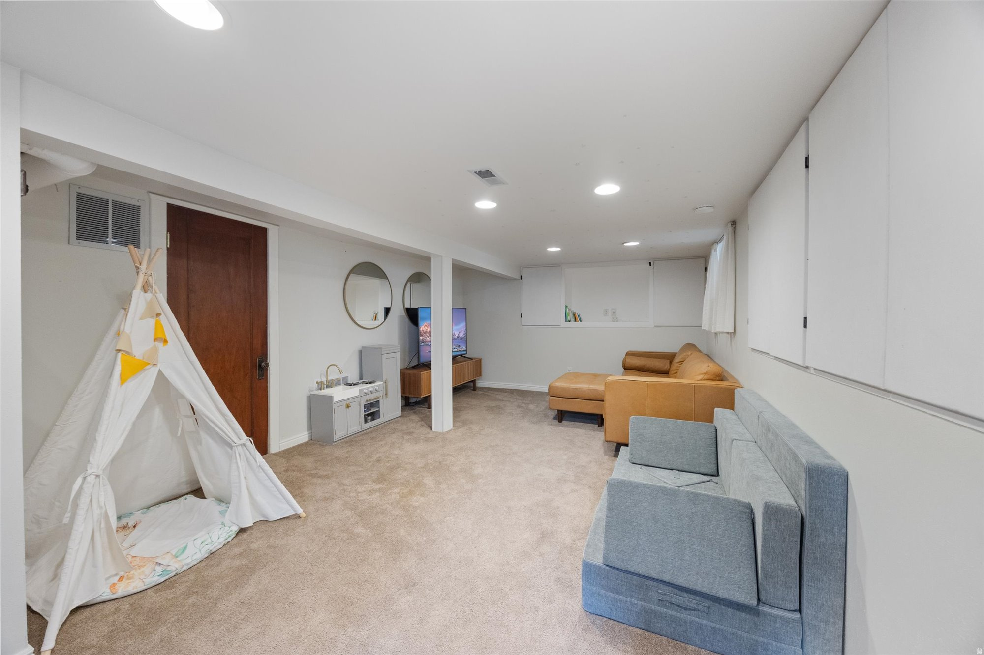 HAWTHORNE SUB - Residential