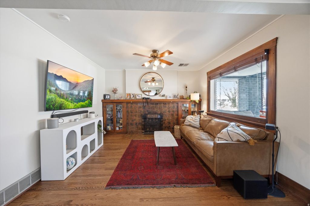 Photo of 656 E MILTON AVE, Salt Lake City, UT 84105 (MLS # 2138295)