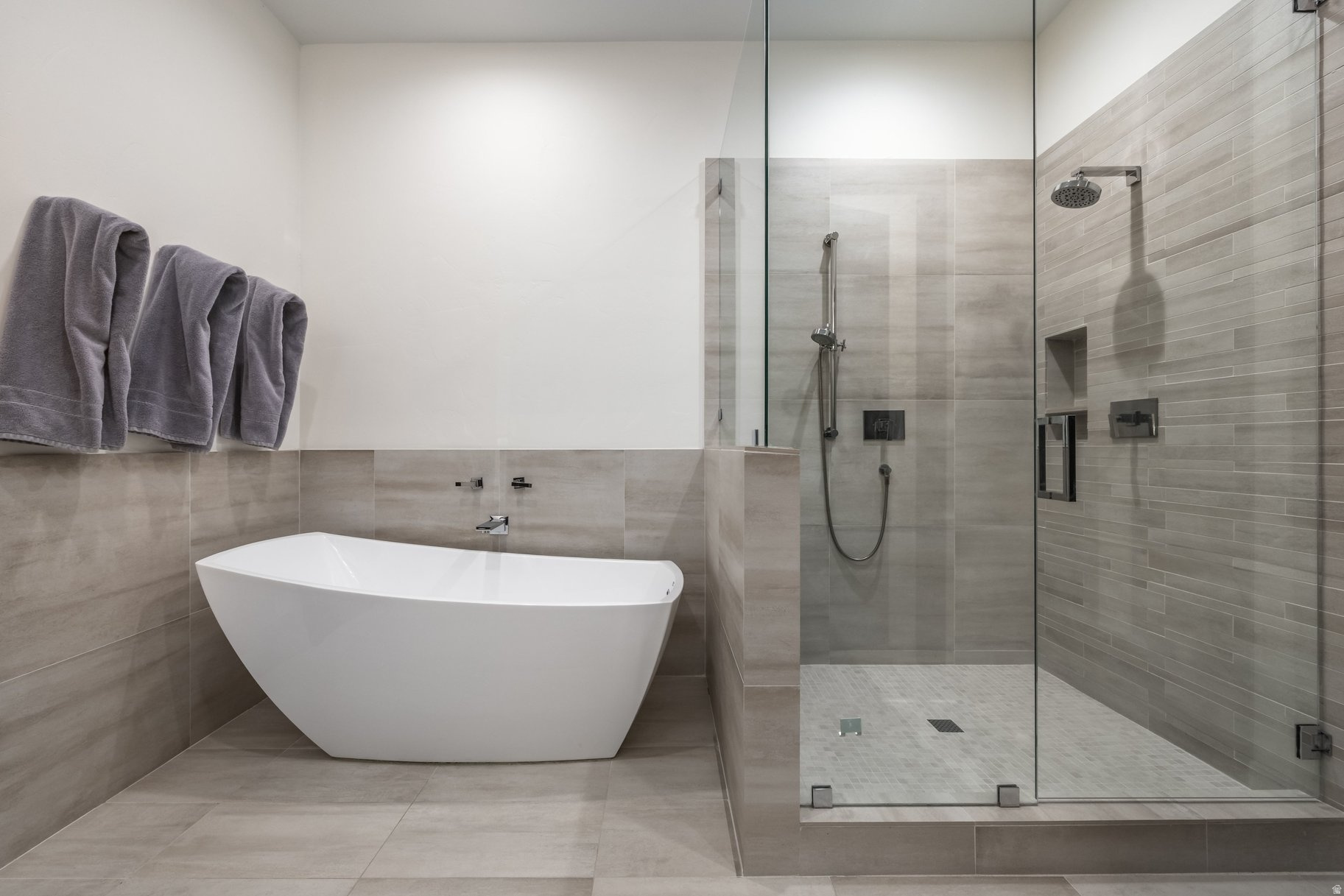 JUNIPER LANDING AMENDED CONDOMINIUM - Residential