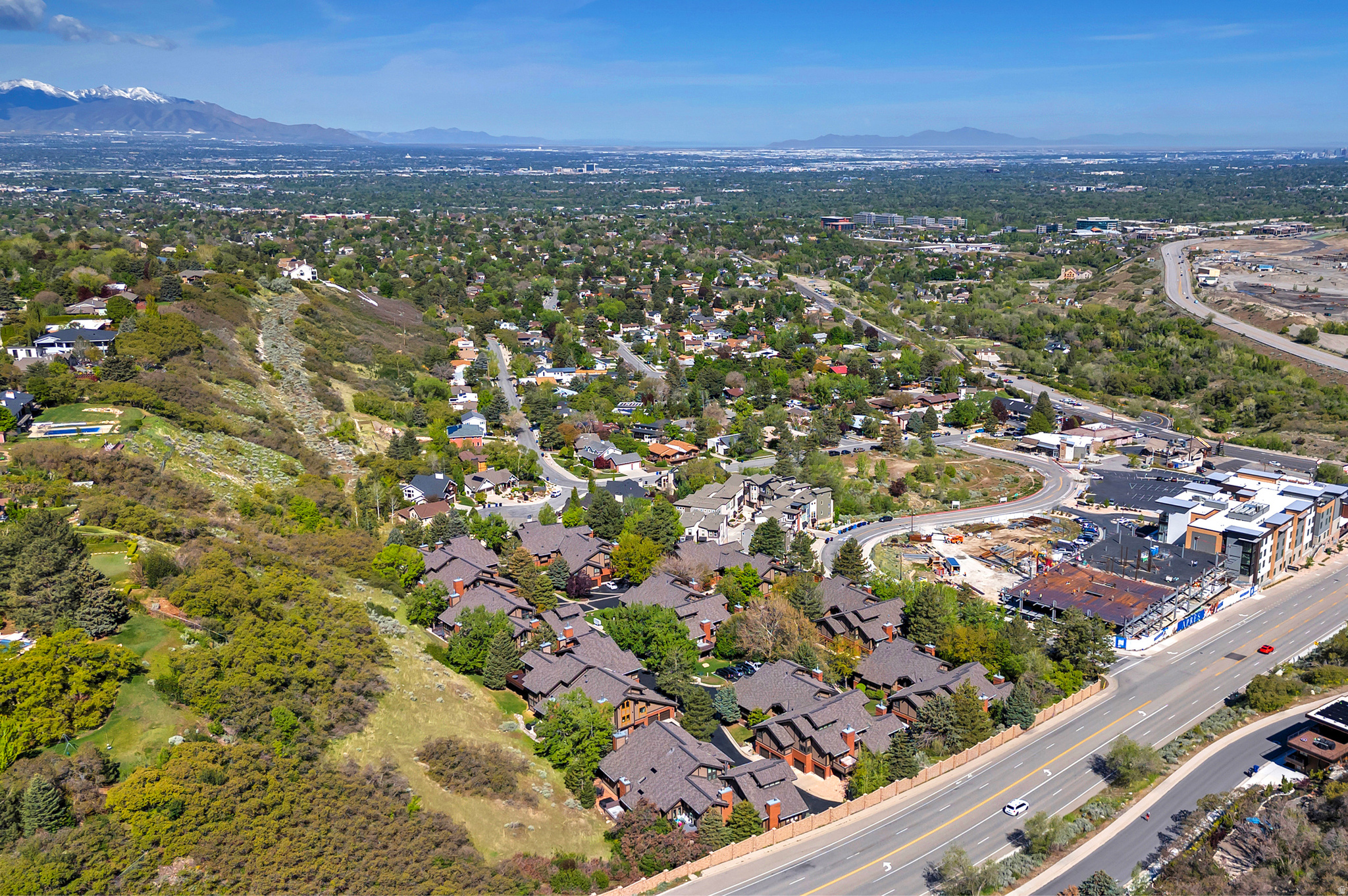 CANYON RACQUET CLUB - Residential