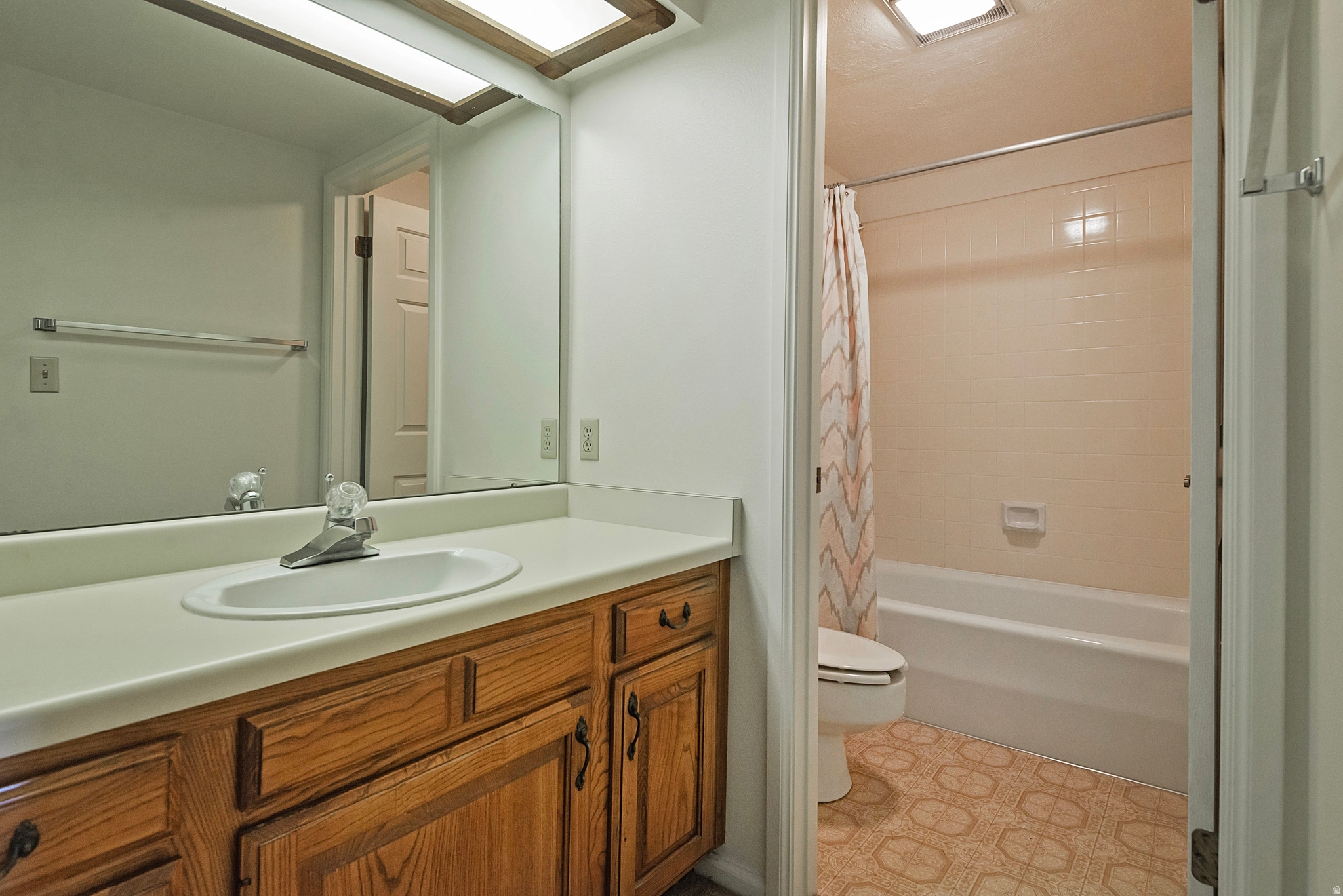CANYON RACQUET CLUB - Residential