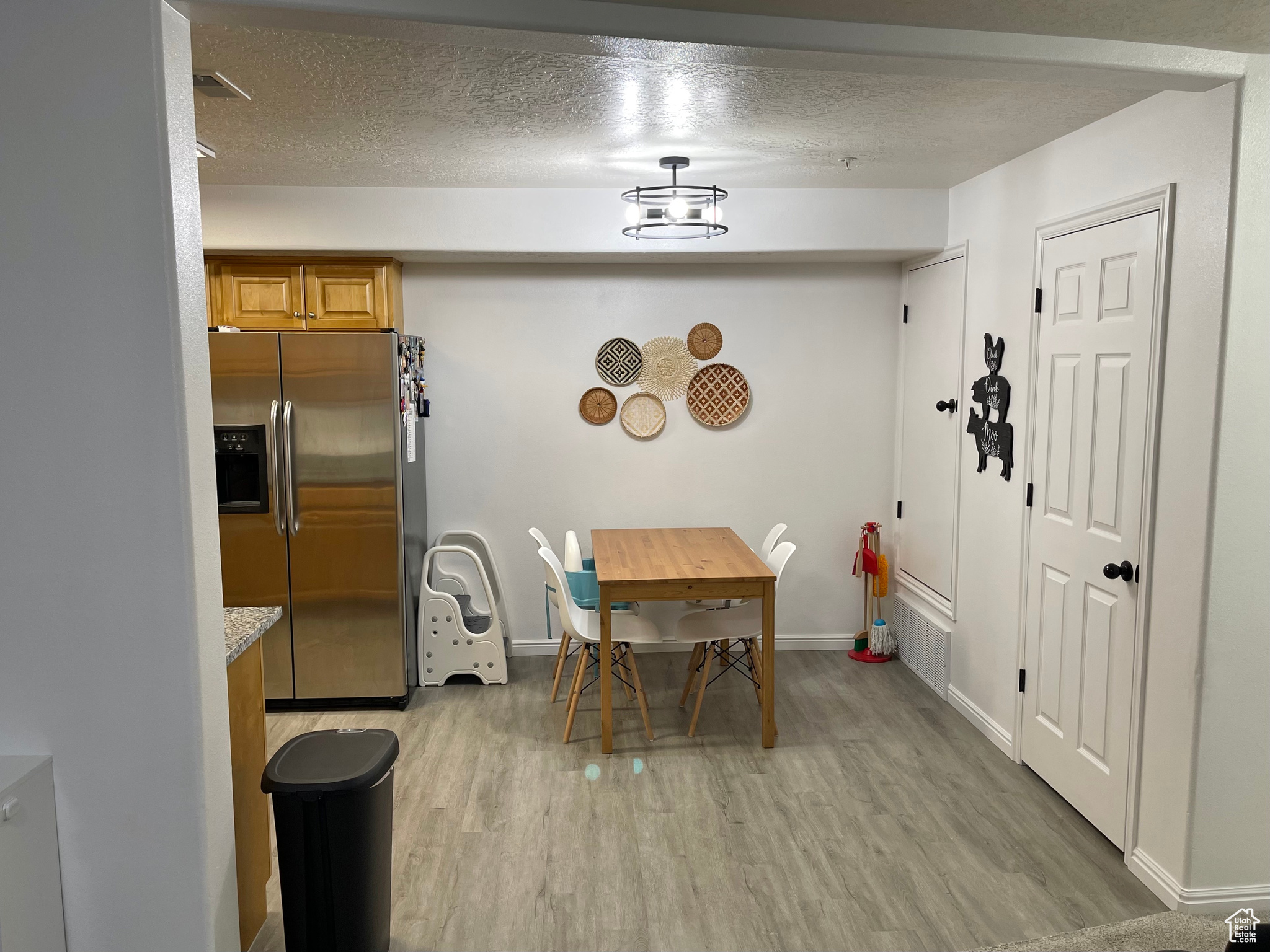 WILLOW SPRINGS - Residential