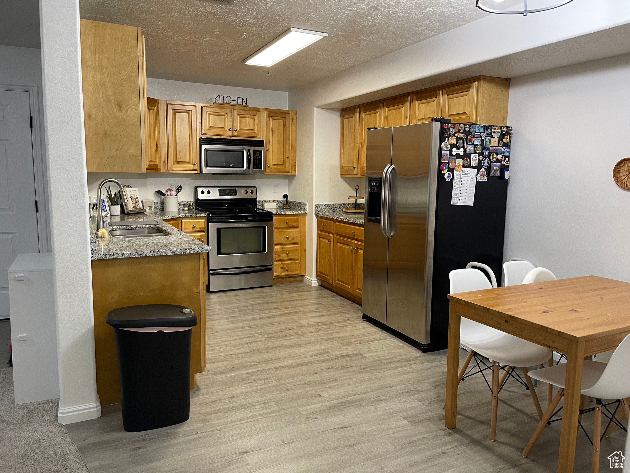 WILLOW SPRINGS - Residential