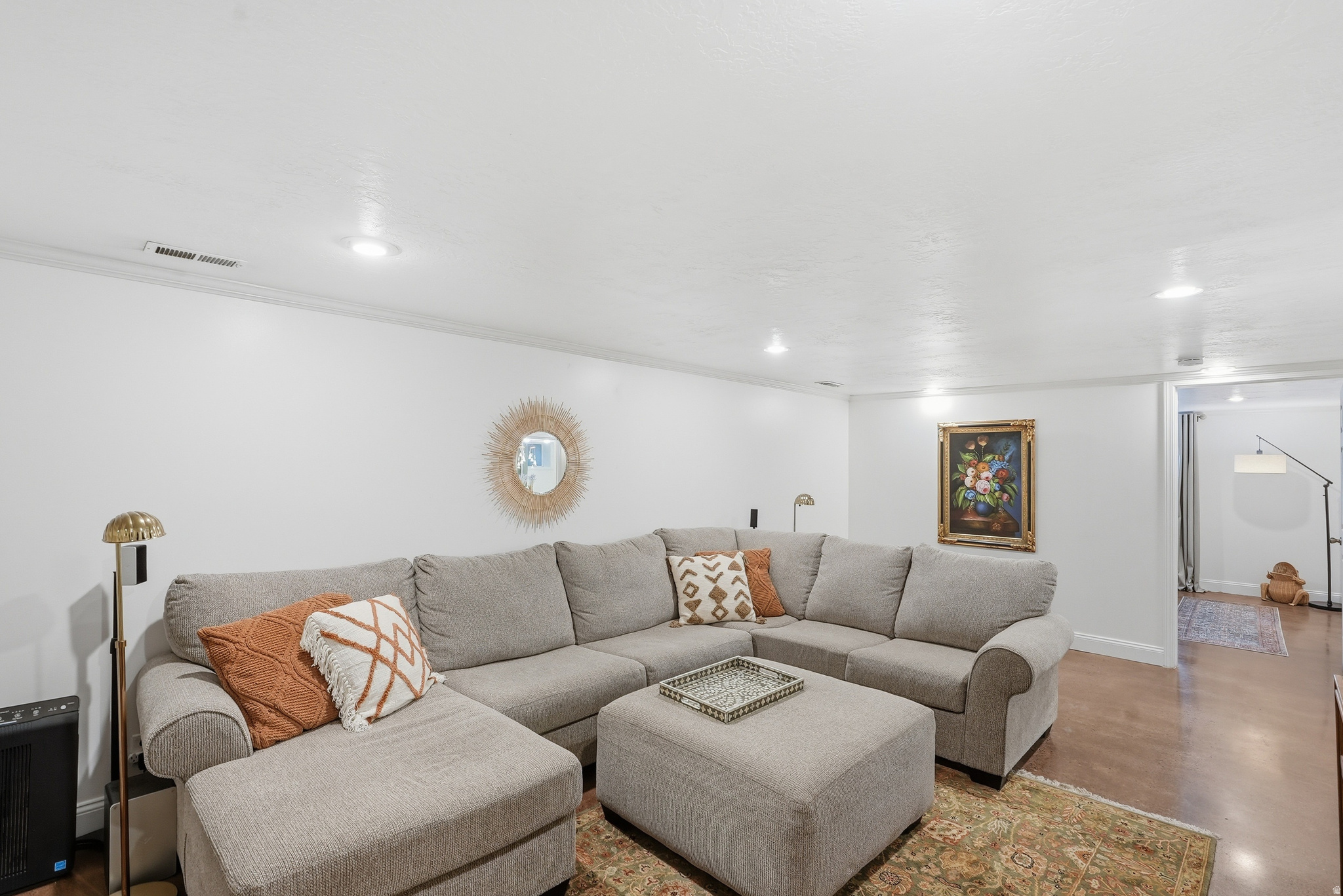 COUNTRY SQUIRE ESTATES - Residential