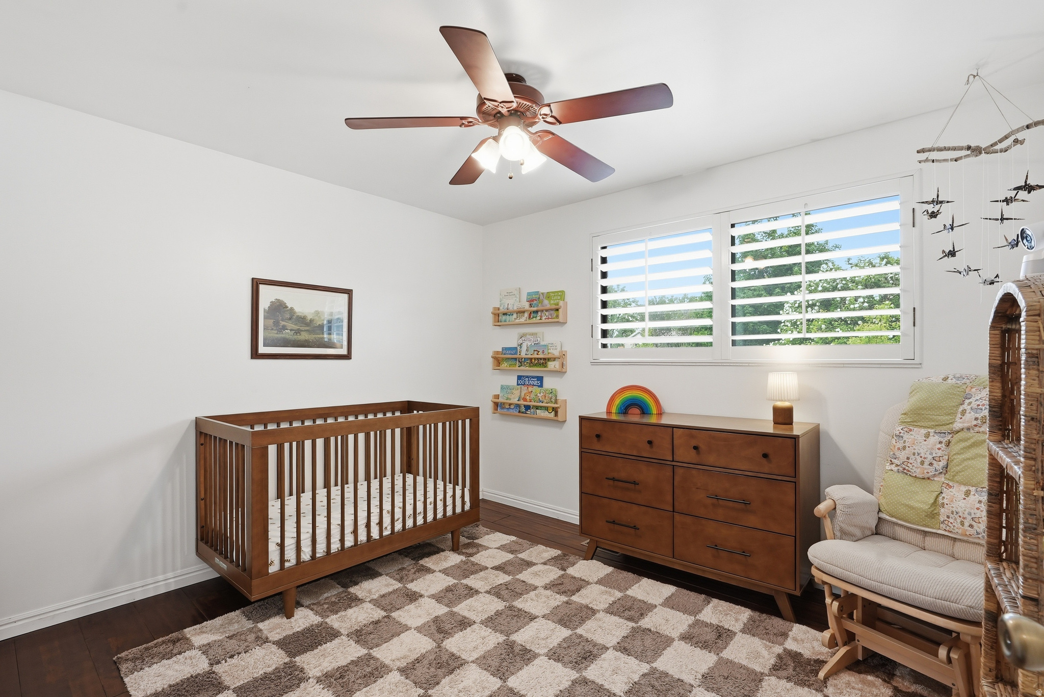 COUNTRY SQUIRE ESTATES - Residential