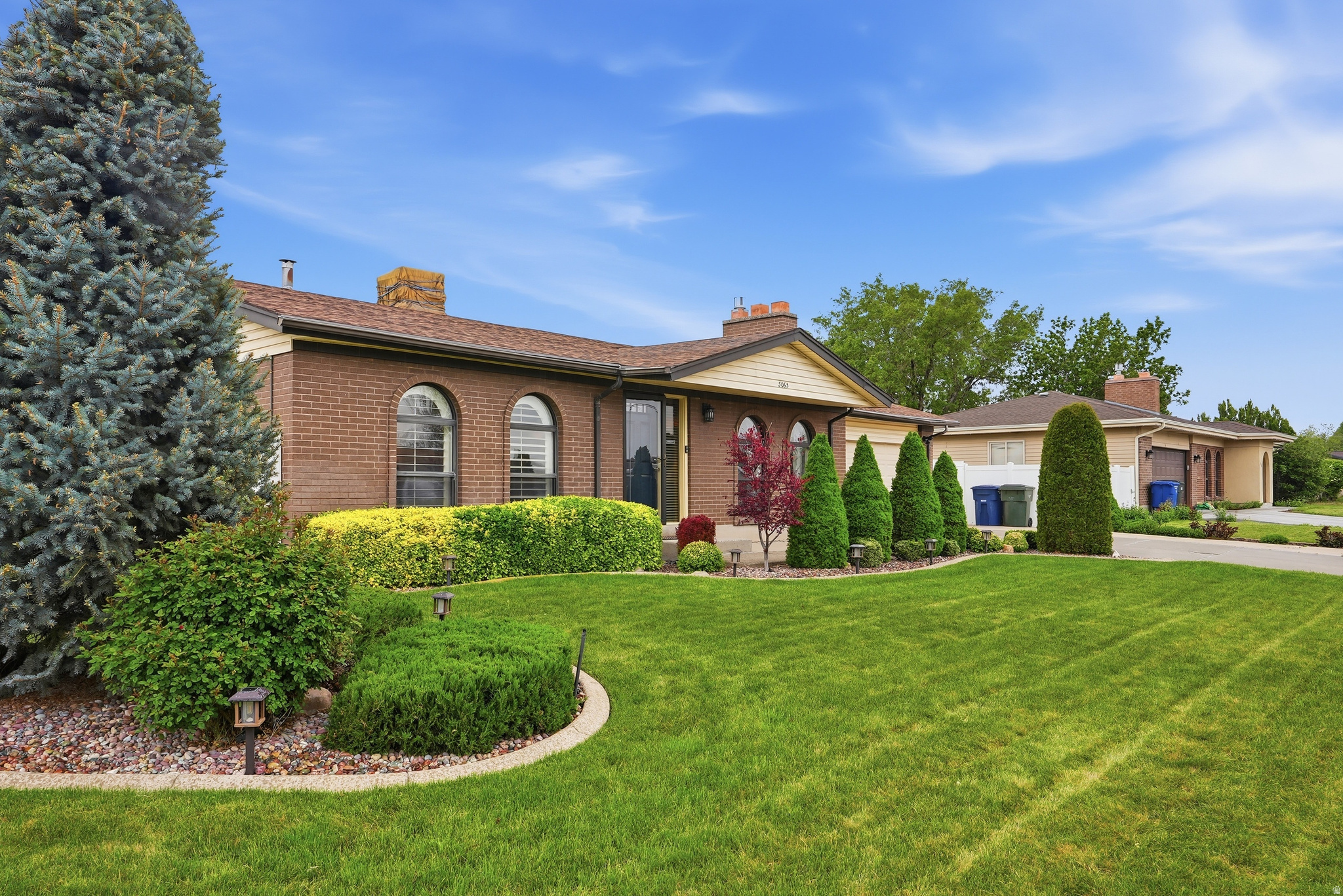 COUNTRY SQUIRE ESTATES - Residential