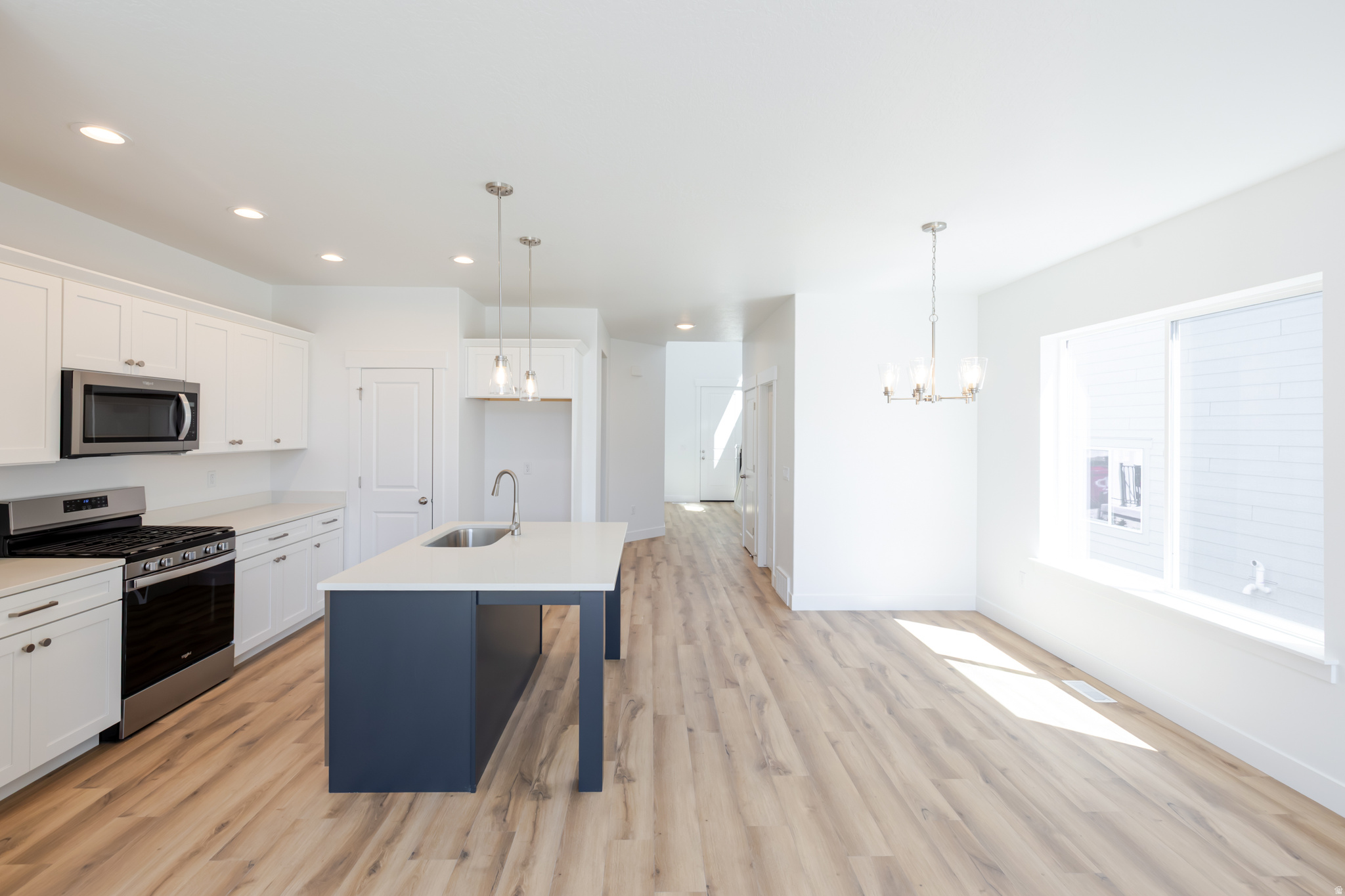 RIVER POINT - Residential