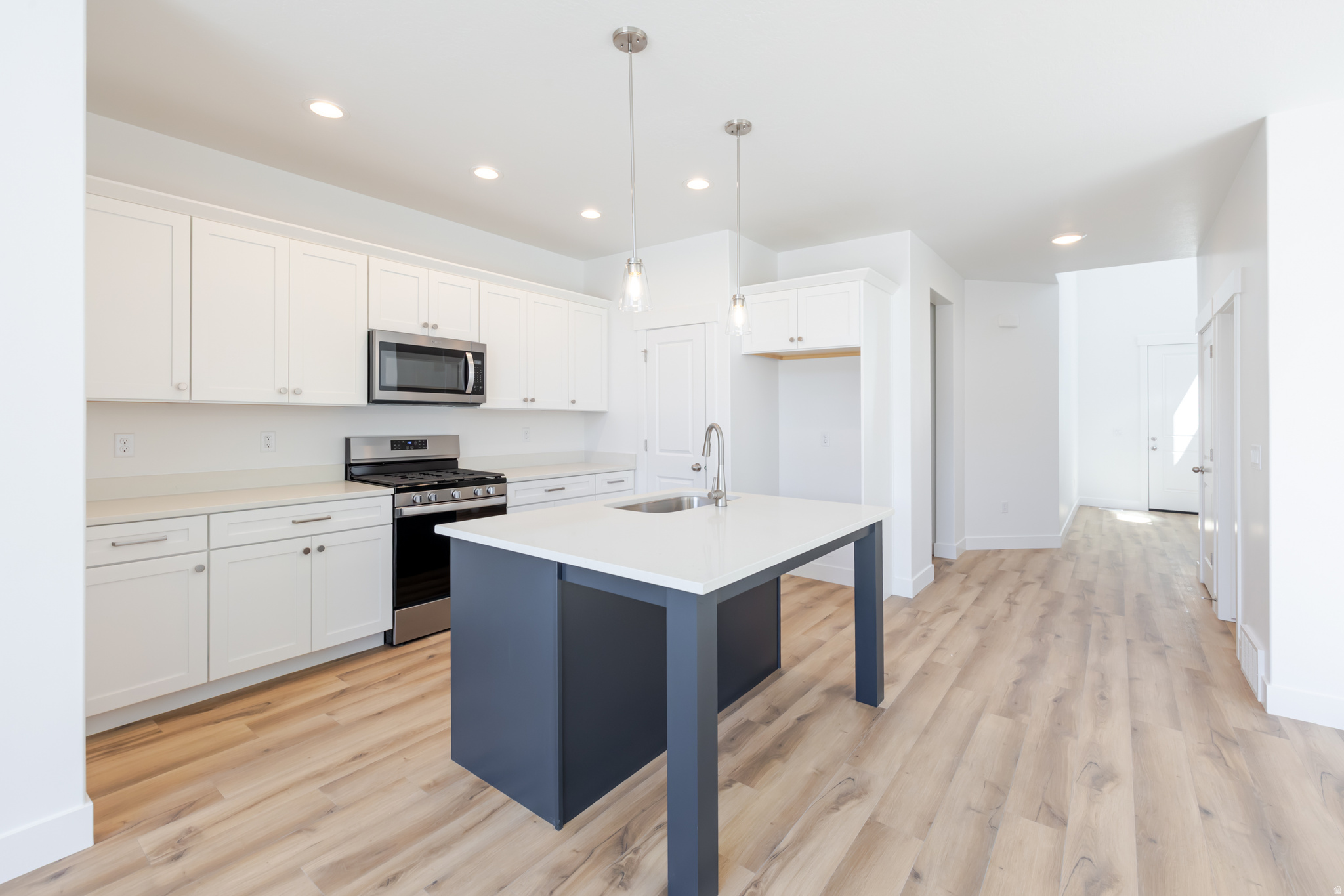 RIVER POINT - Residential
