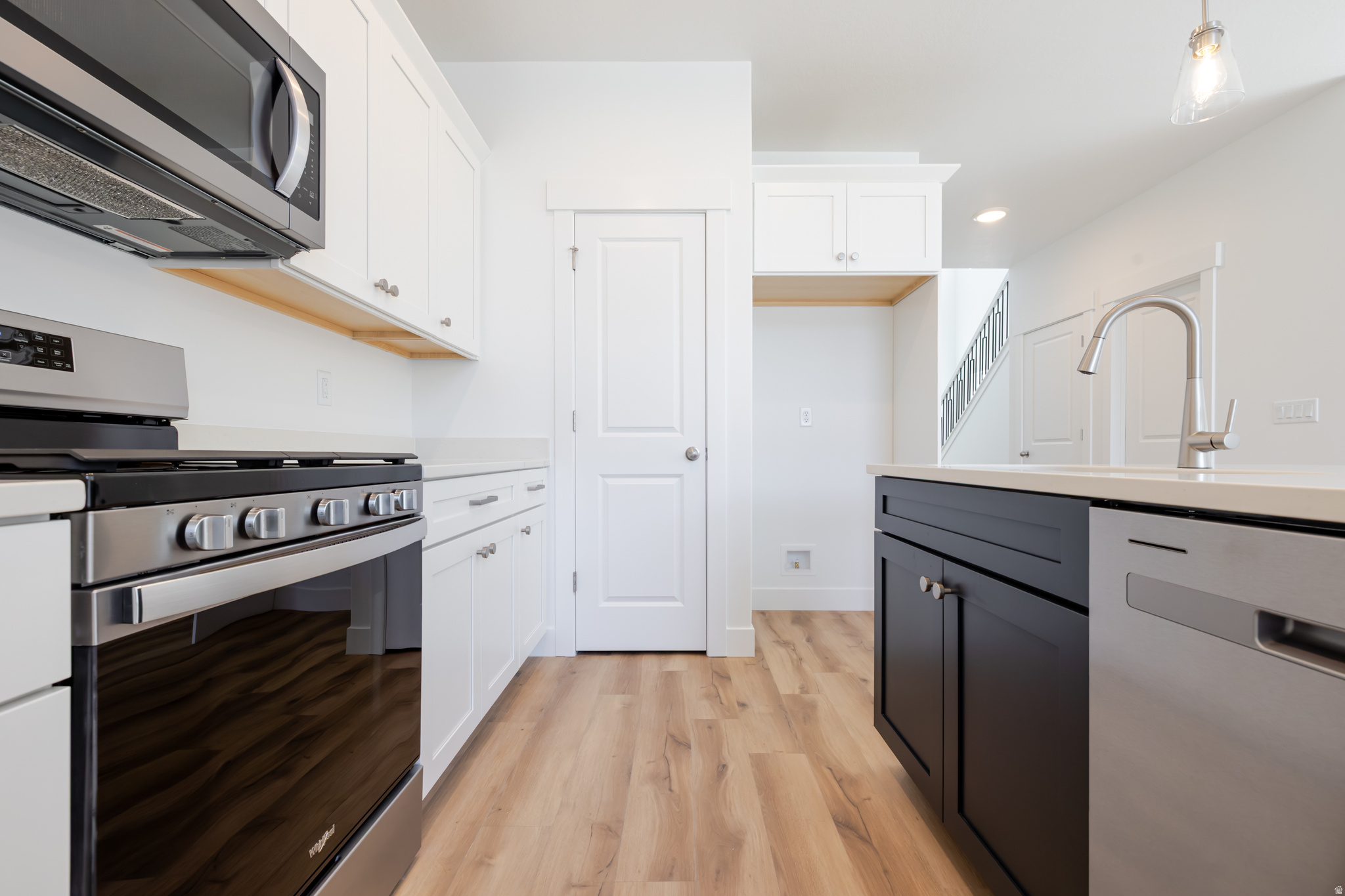 RIVER POINT - Residential