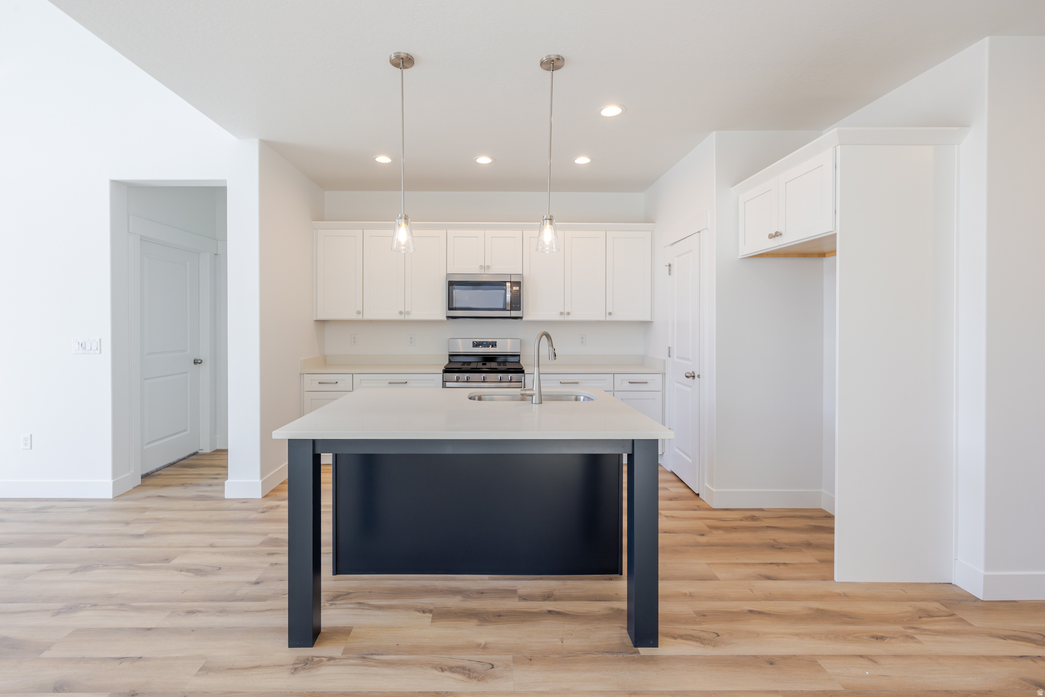 RIVER POINT - Residential