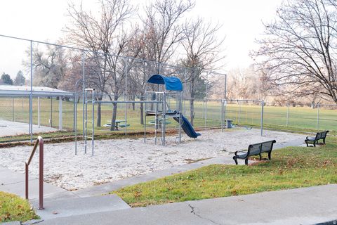 Tiny photo for 760 E THREE FOUNTAINS DR #110, Murray, UT 84107 (MLS # 2126199)