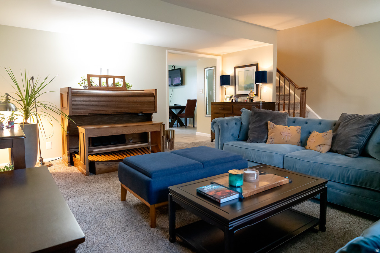 THREE FOUNTAINS - Residential