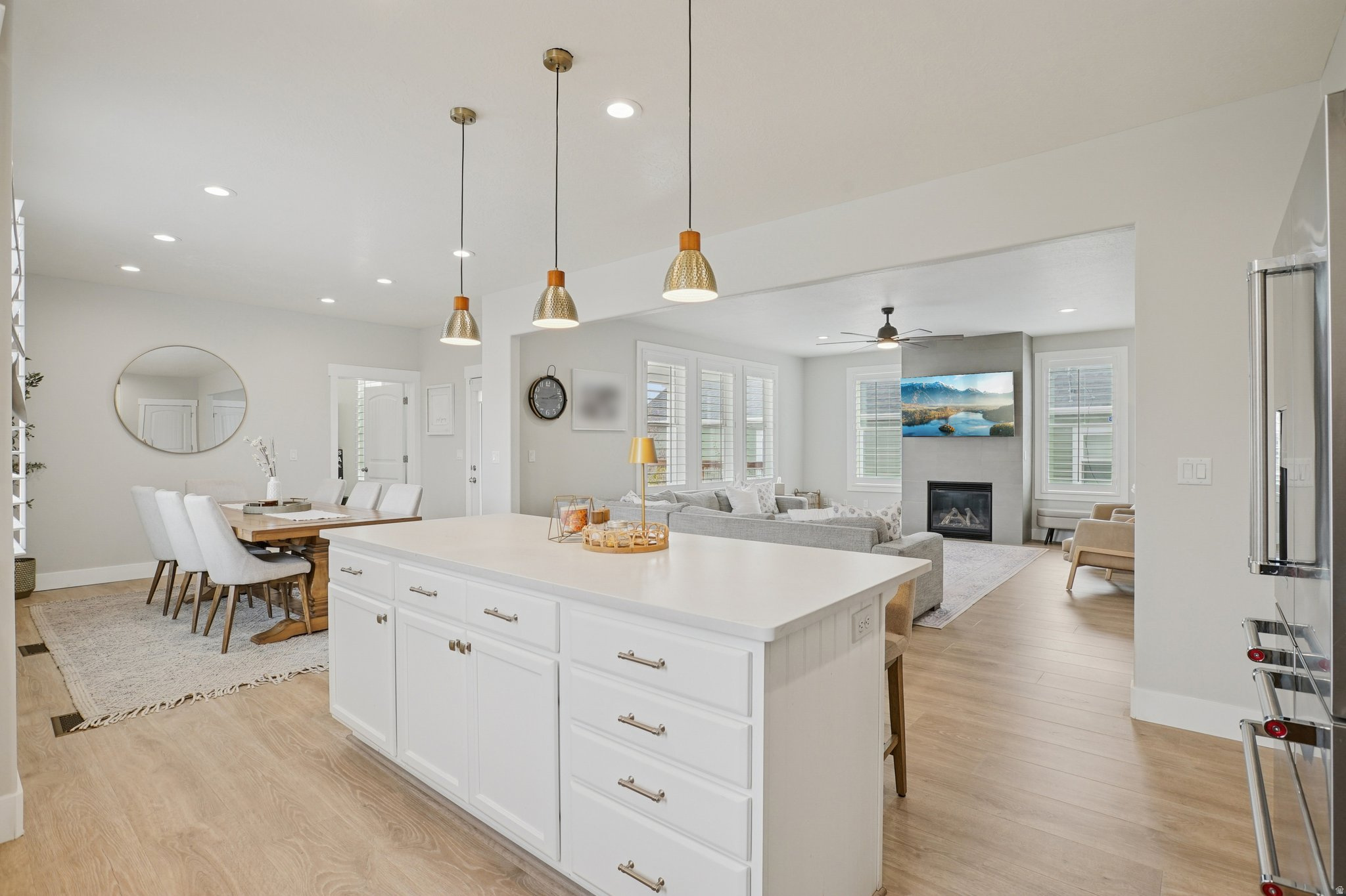 DAYBREAK - Residential