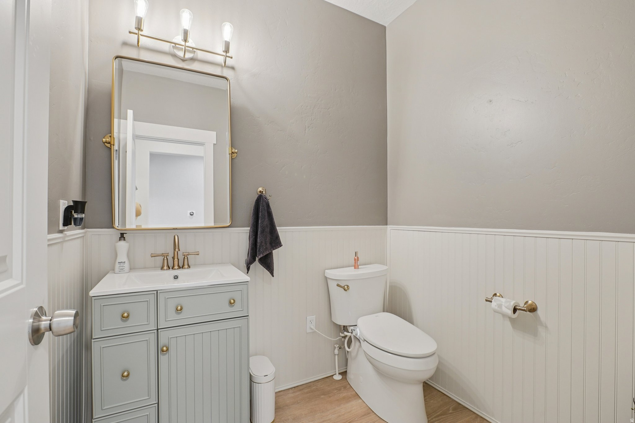 DAYBREAK - Residential