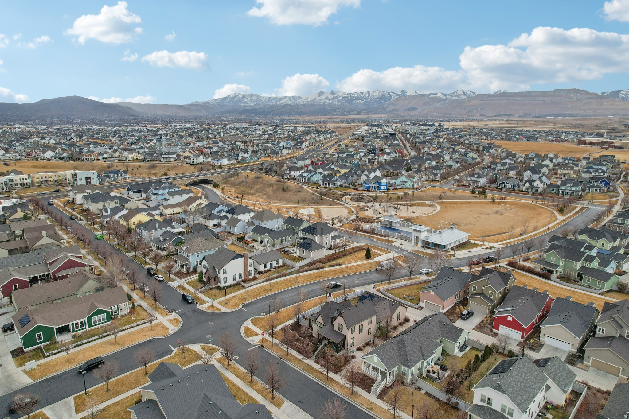 DAYBREAK - Residential