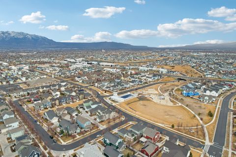 Tiny photo for 10307 S FISH HOOK RD W, South Jordan, UT 84009 (MLS # 2136880)