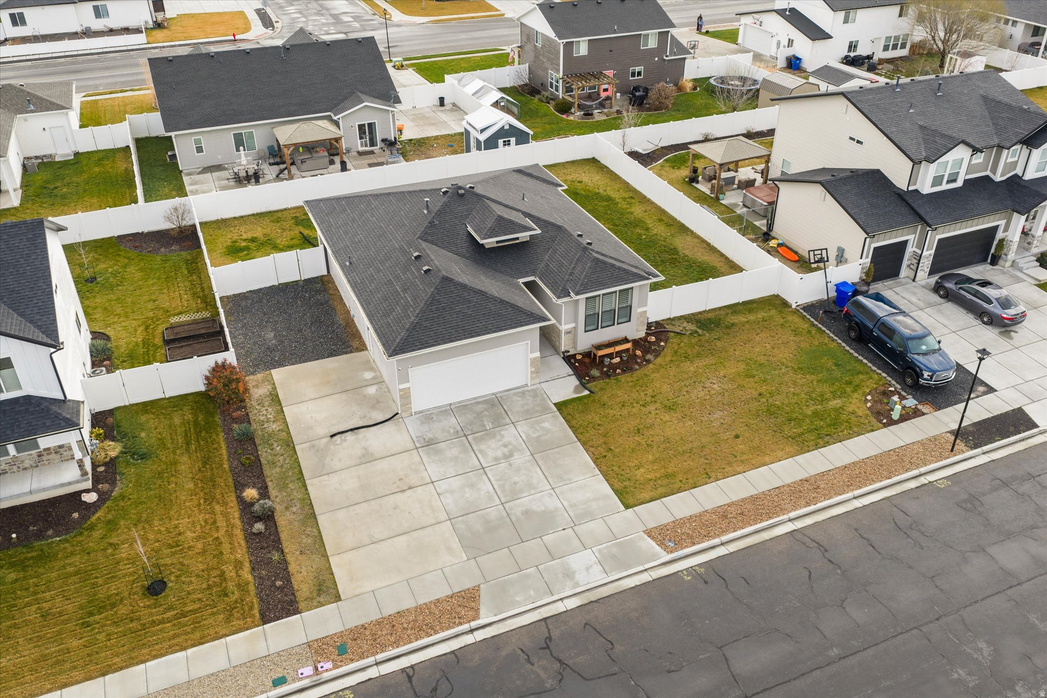 STILLCREEK - Residential