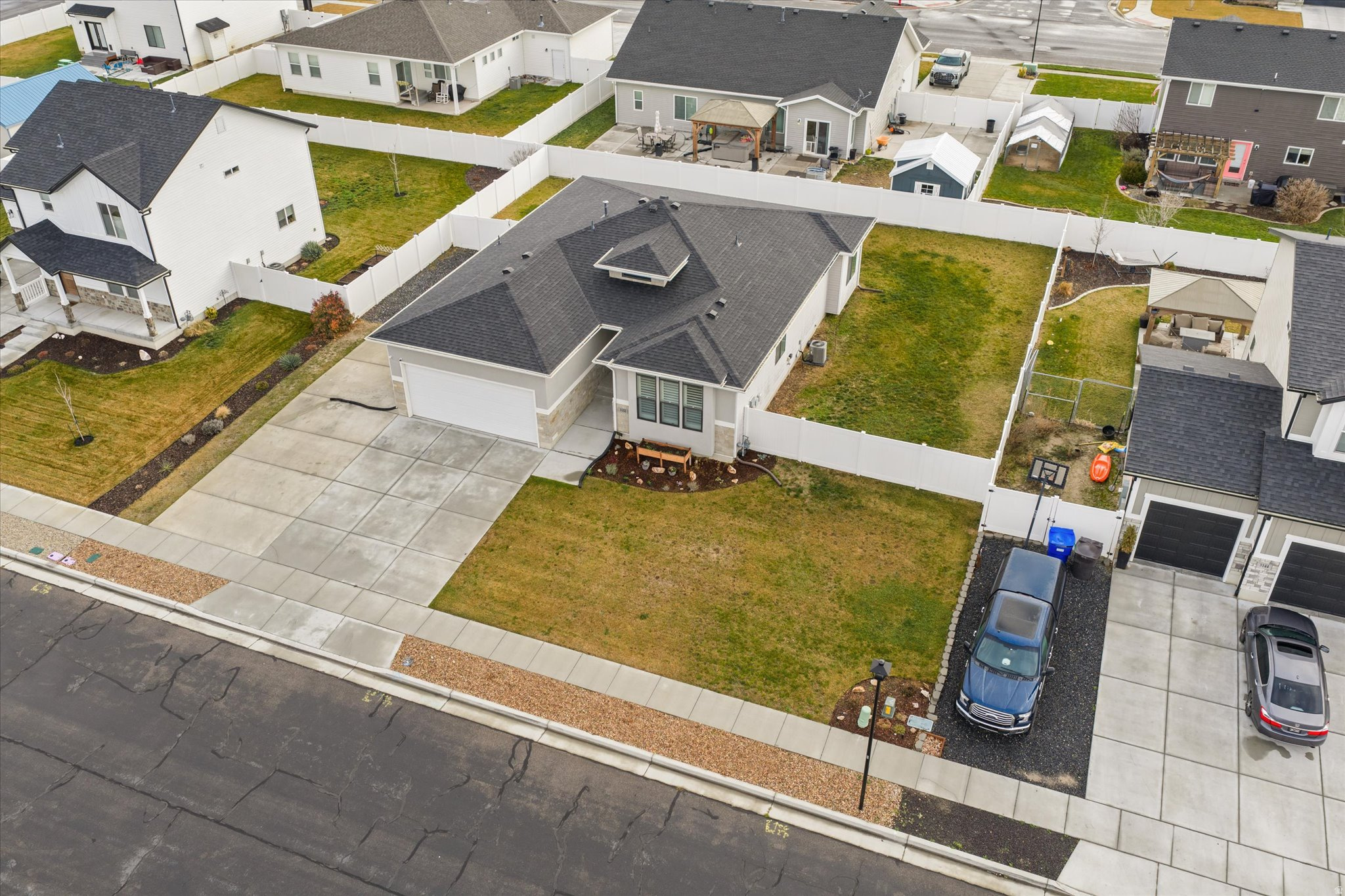 STILLCREEK - Residential