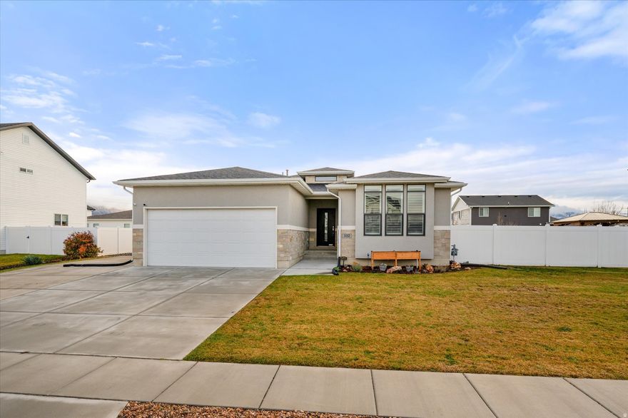 Welcome to this beautiful, single-level home. This home features durable LVP flooring throughout, a fully fenced yard, and a dedicated RV pad for added convenience. Designed for easy living with a functional layout and modern finishes.