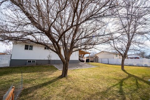 Tiny photo for 846 S 880 W, Payson, UT 84651 (MLS # 2138865)