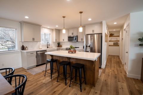 Tiny photo for 846 S 880 W, Payson, UT 84651 (MLS # 2138865)