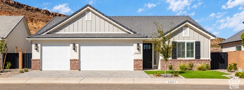 Photo of 2901 E RILL DR, Washington, UT 84780 (MLS # 2189843)