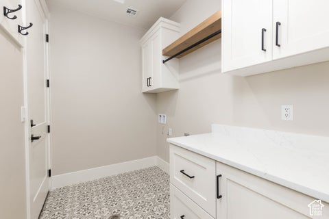 Tiny photo for 2901 E RILL DR, Washington, UT 84780 (MLS # 2189843)