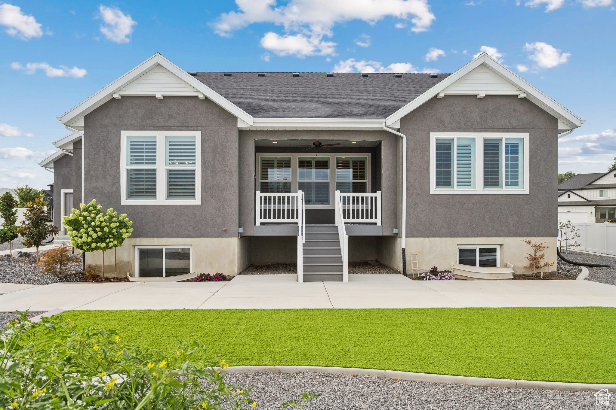CAMDEN FIELDS - Residential