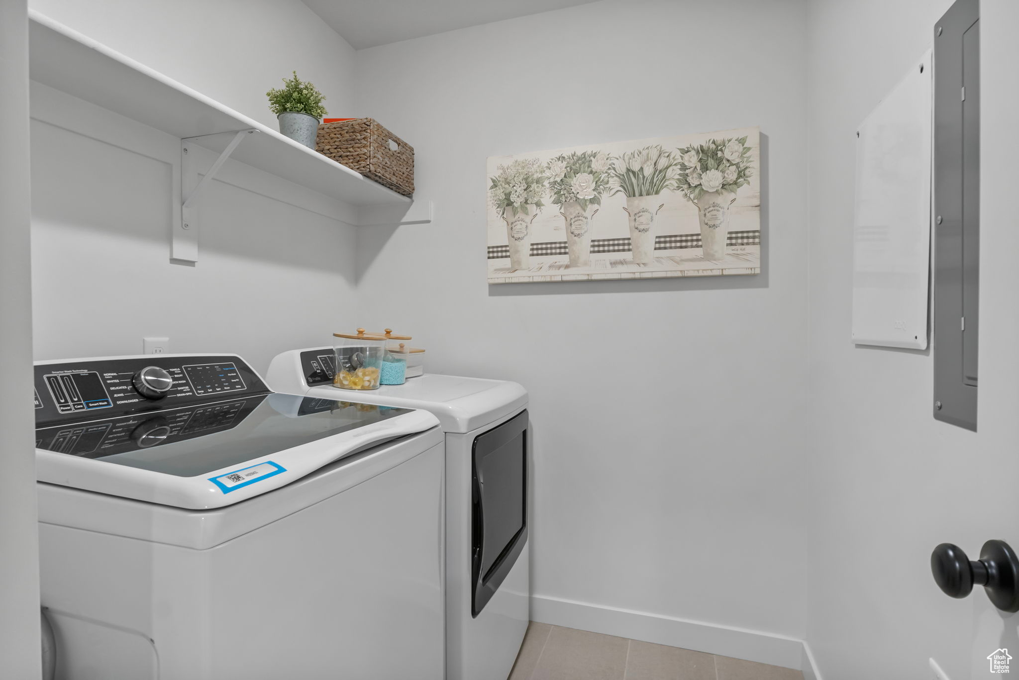 BONNEVILE TOWNHOMES - Residential