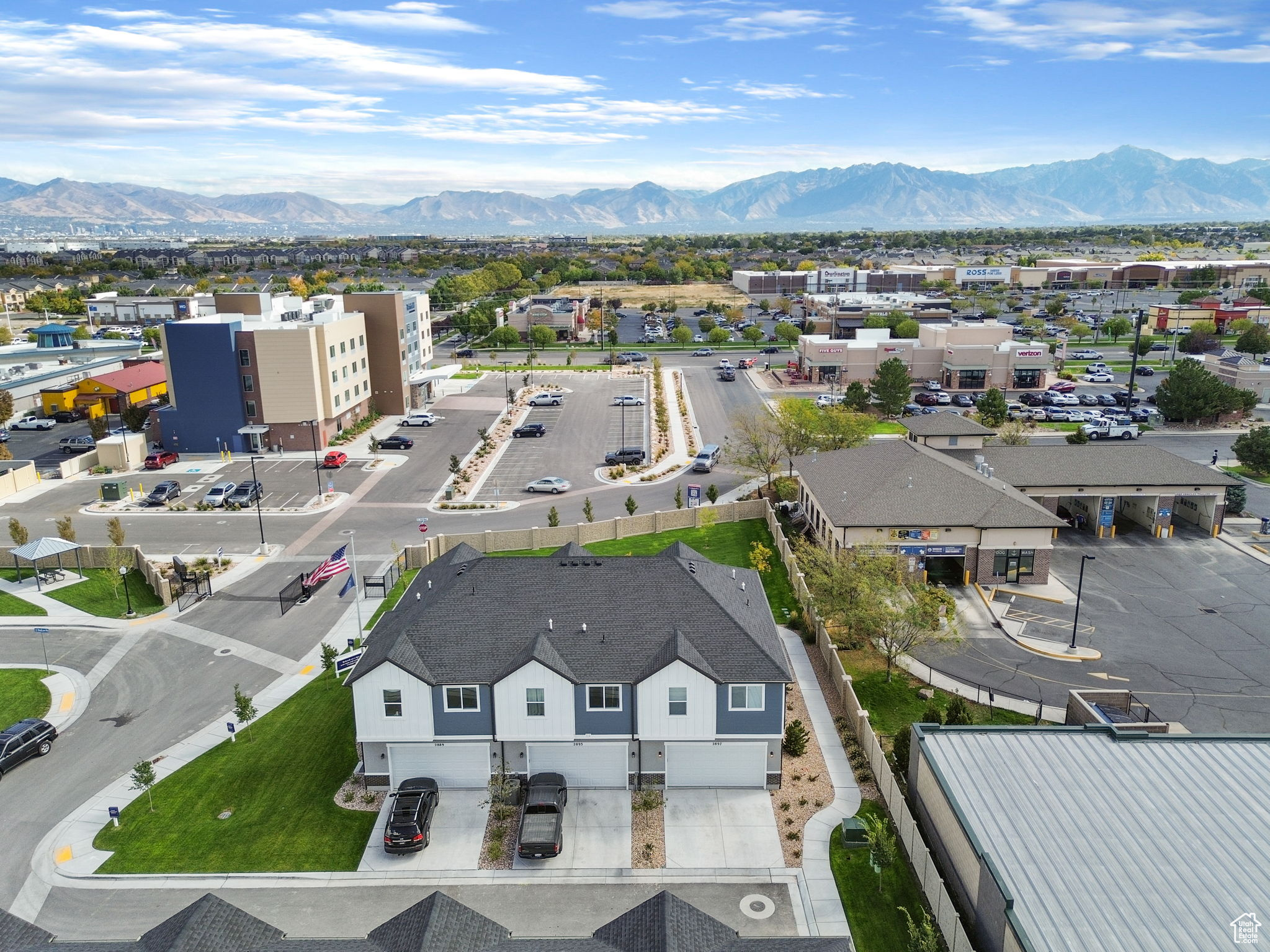 BONNEVILE TOWNHOMES - Residential