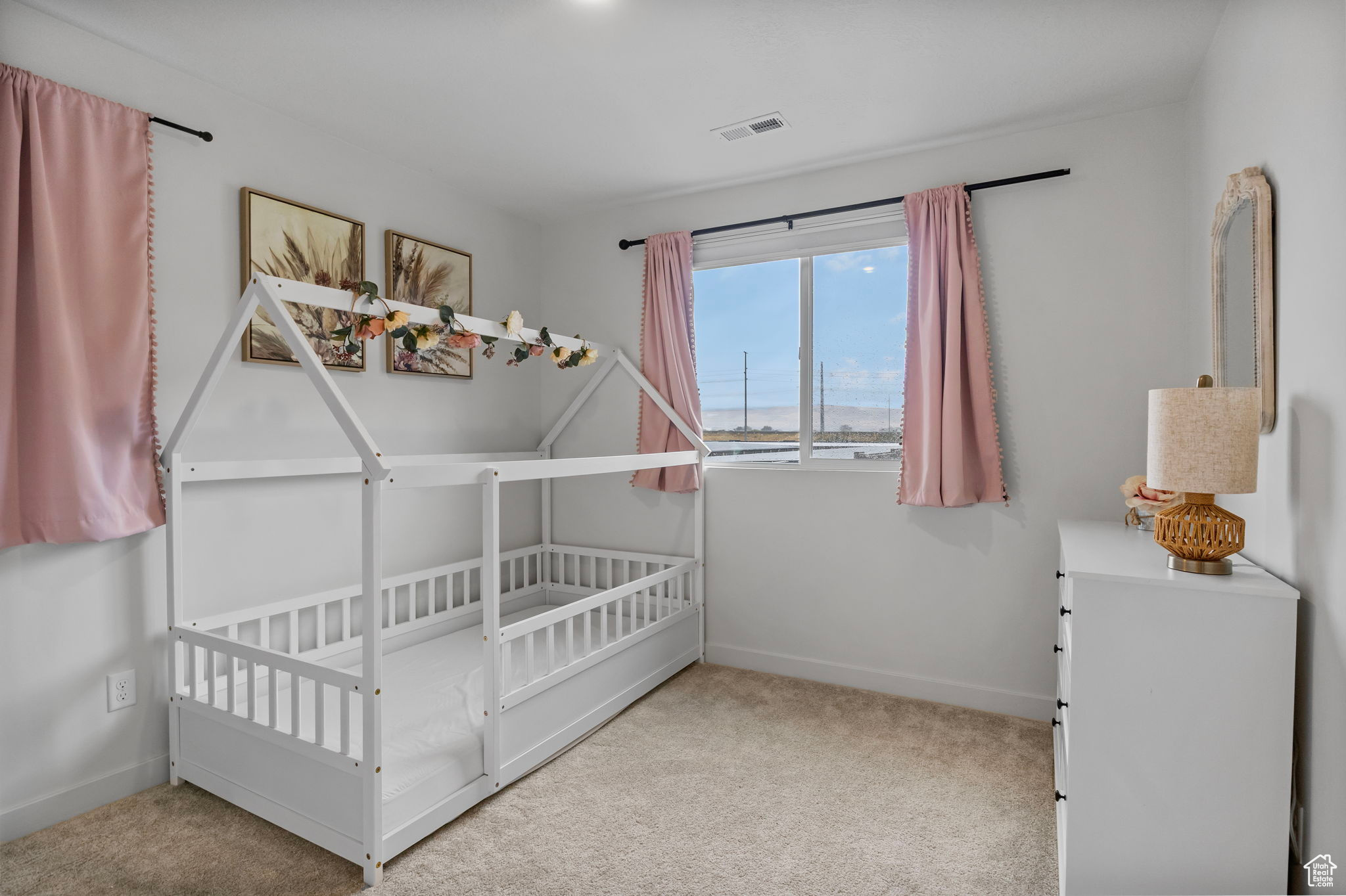 BONNEVILE TOWNHOMES - Residential