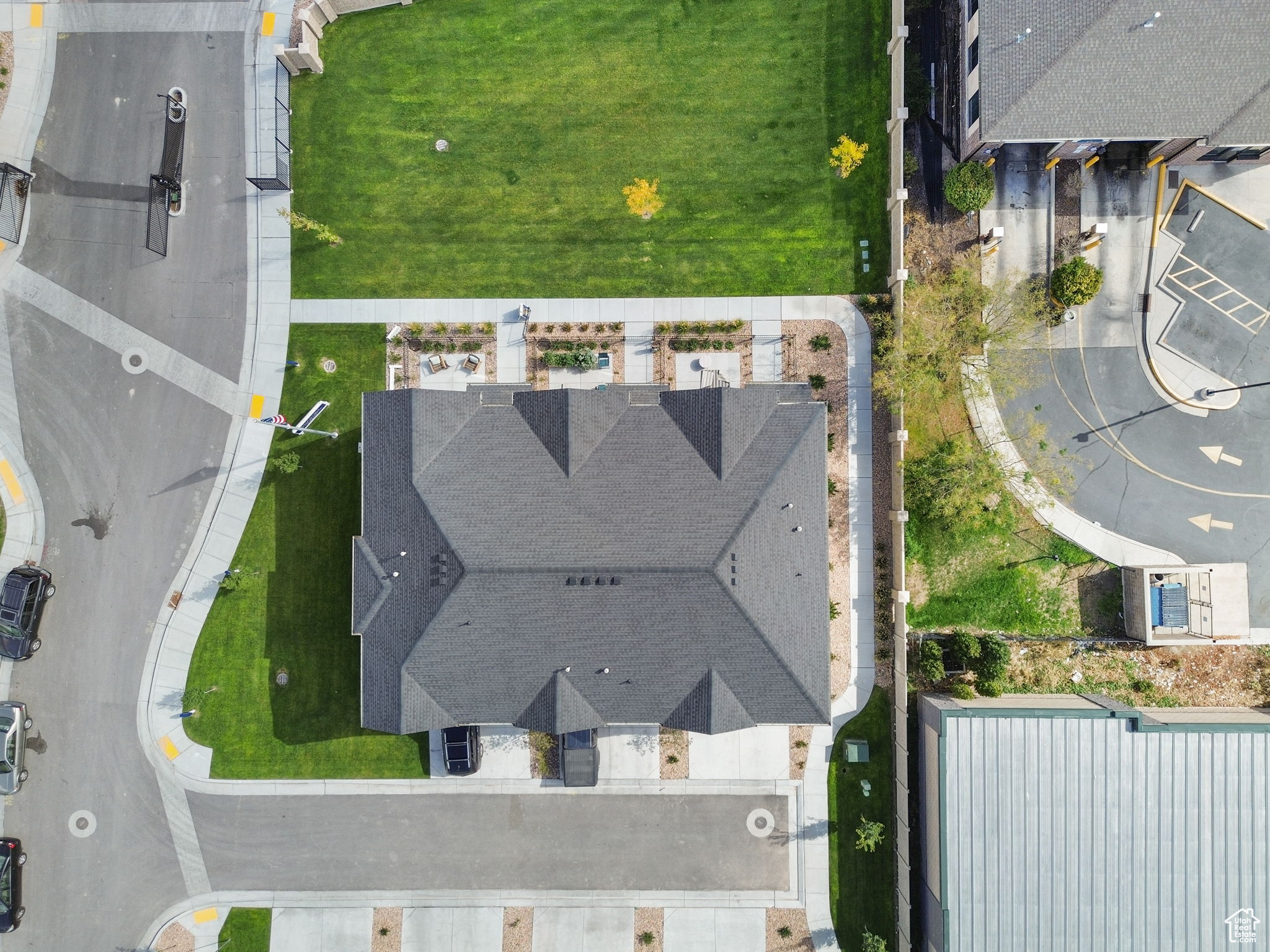 BONNEVILE TOWNHOMES - Residential