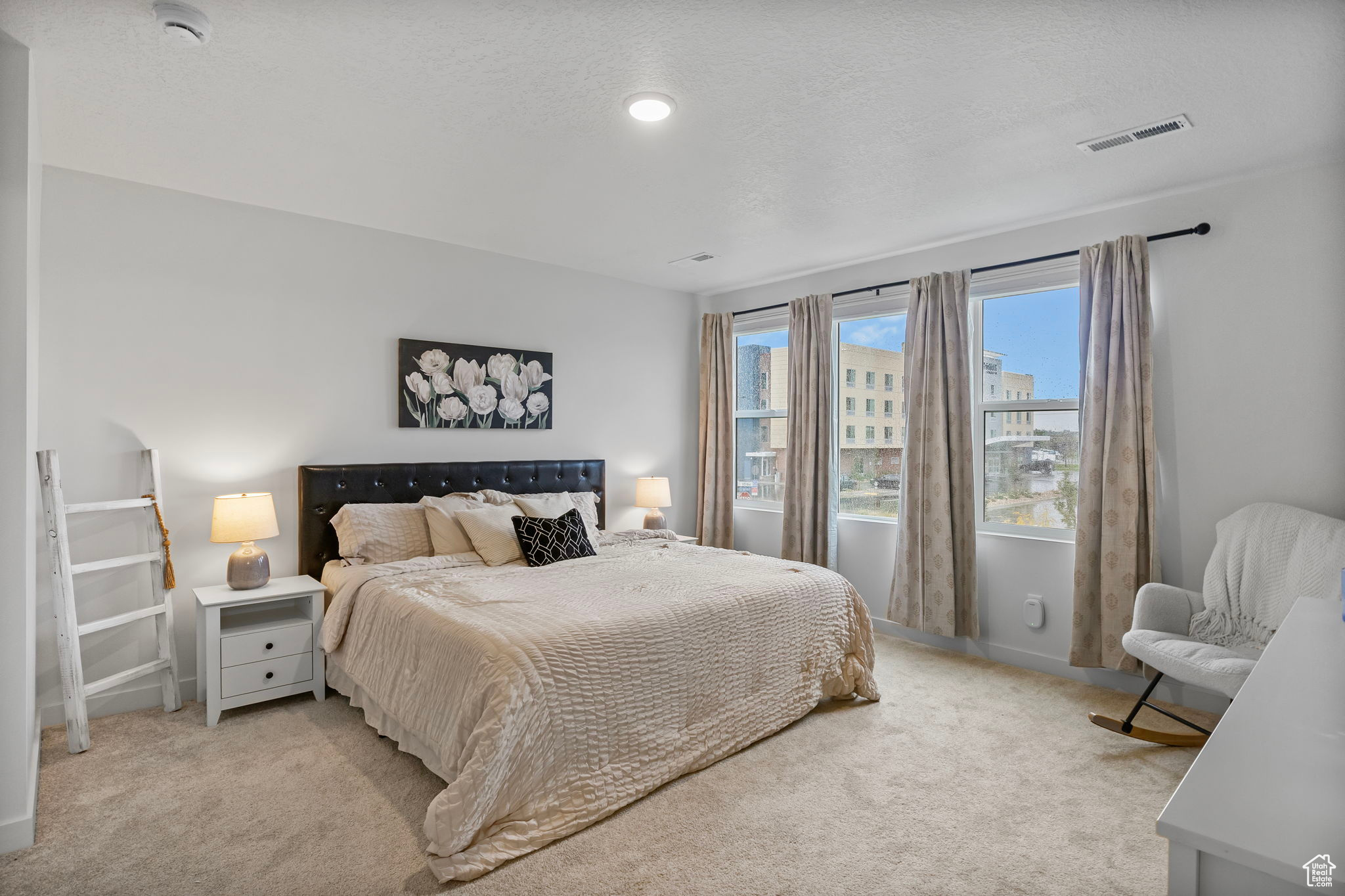 BONNEVILE TOWNHOMES - Residential
