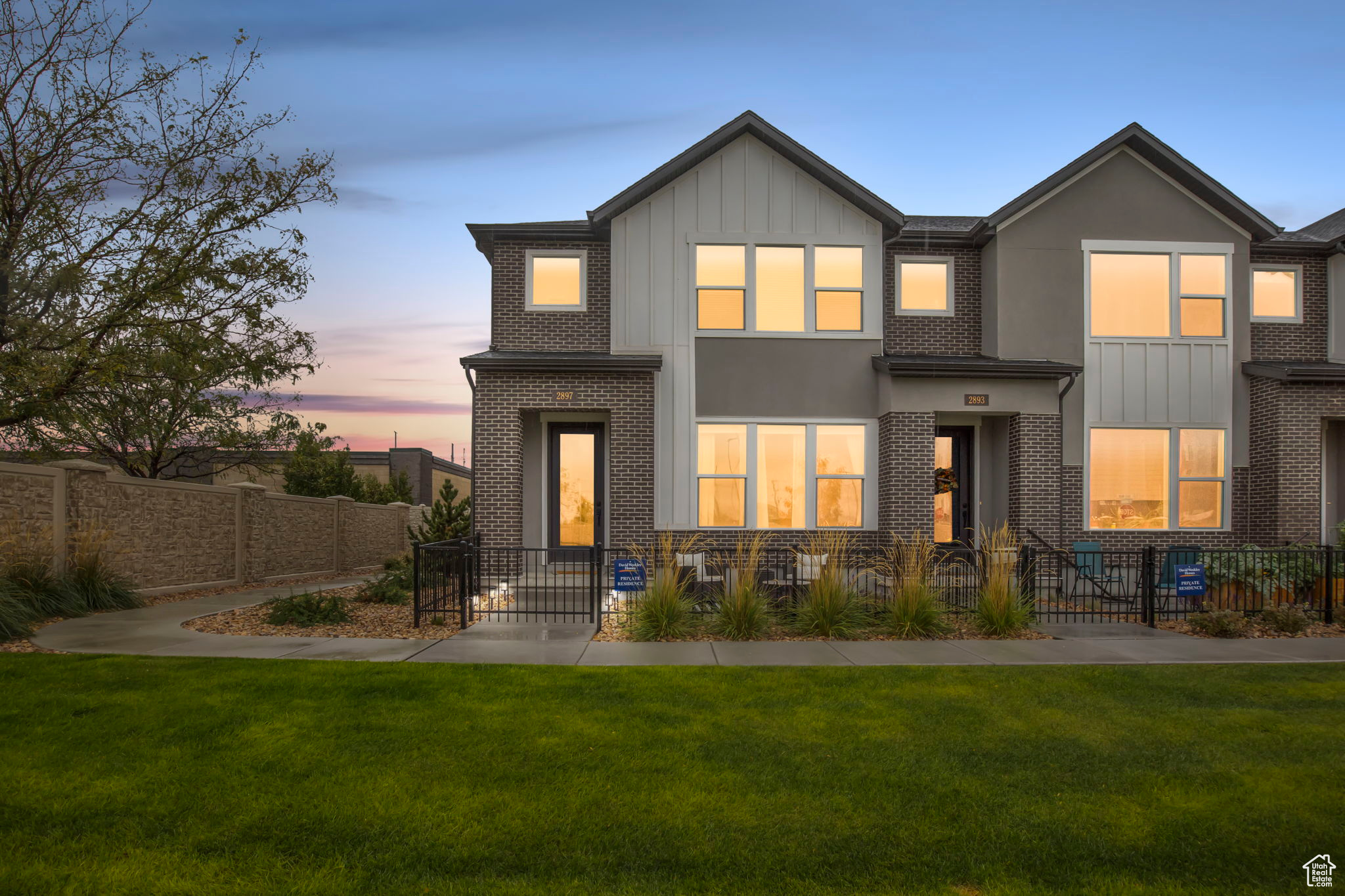 BONNEVILE TOWNHOMES - Residential