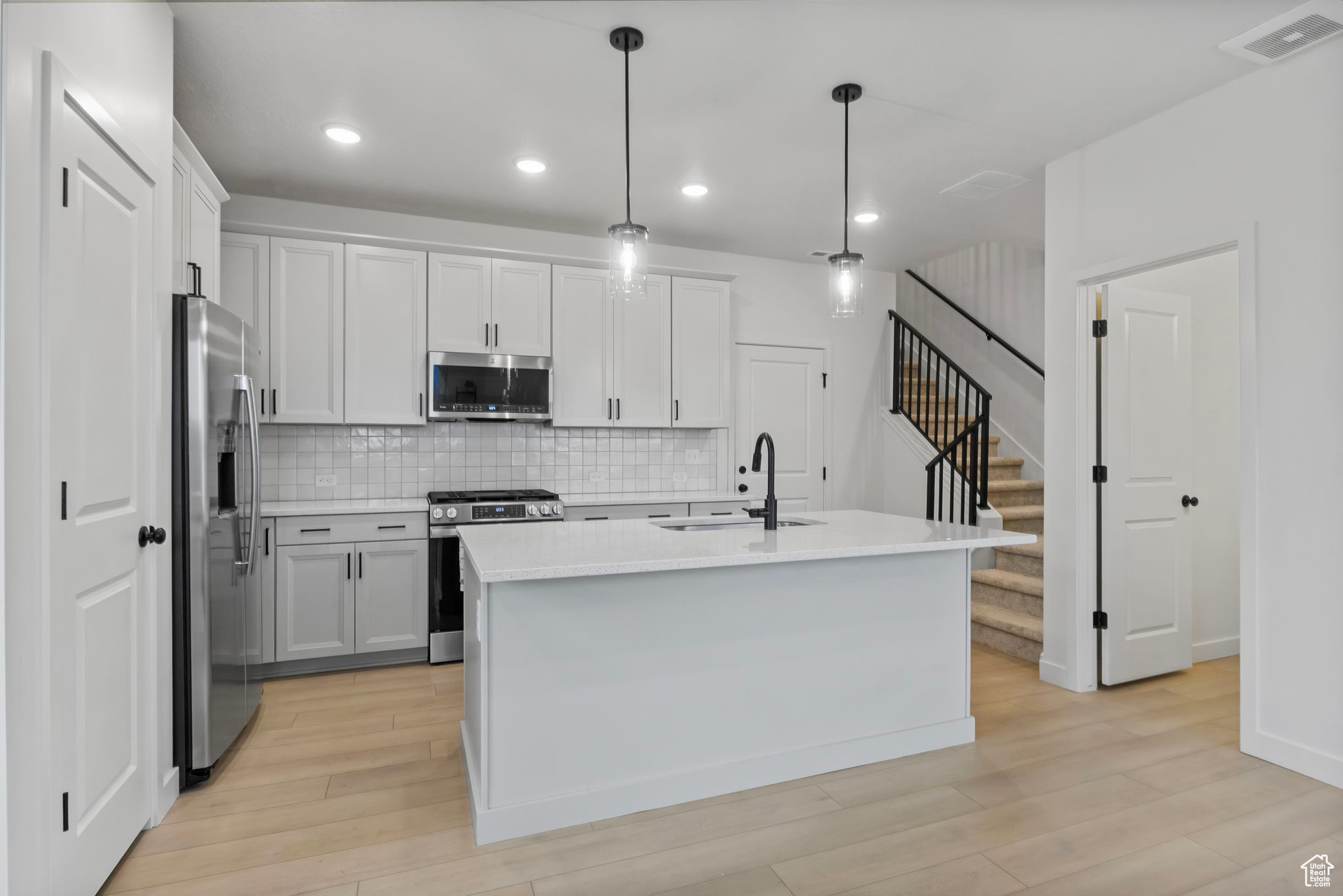 BONNEVILE TOWNHOMES - Residential