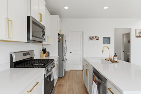 Tiny photo for 5080 FOLKSTONE DR, Eagle Mountain, UT 84005 (MLS # 2156090)