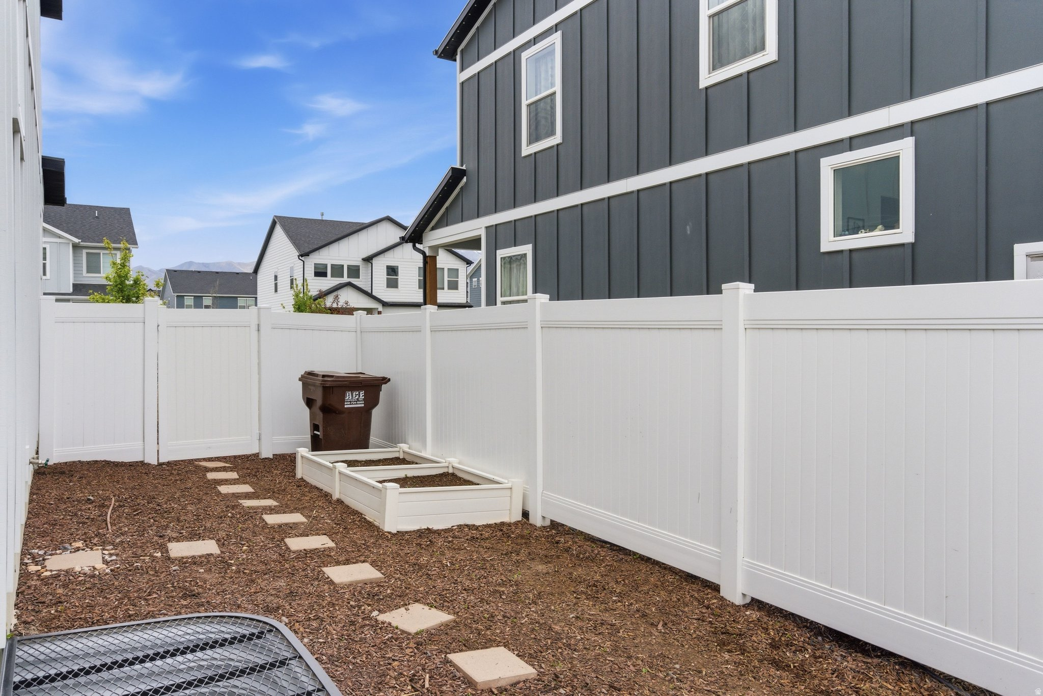 BRYLEE FARMS - Residential