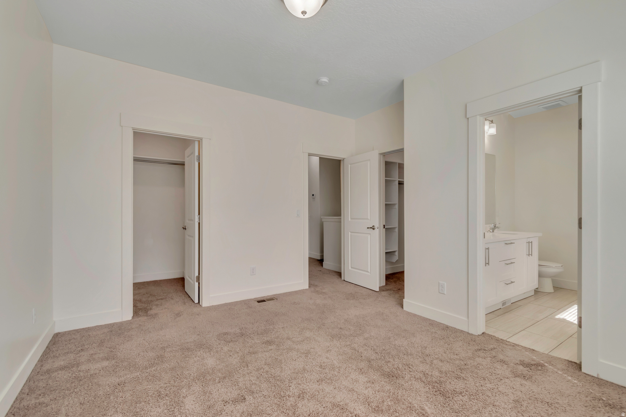 LAKEVIEW - Residential