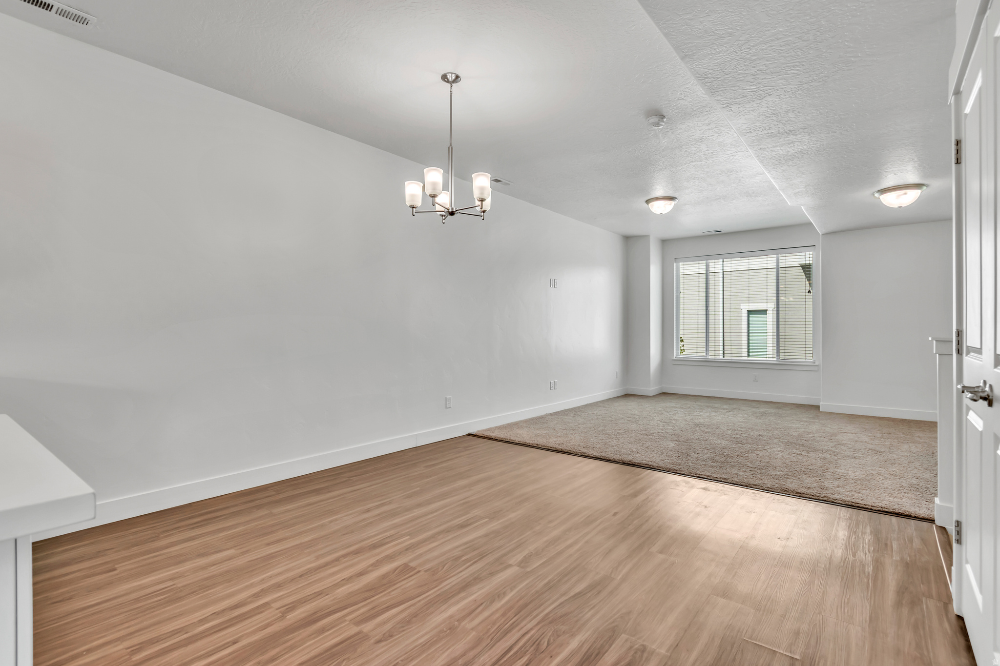 LAKEVIEW - Residential