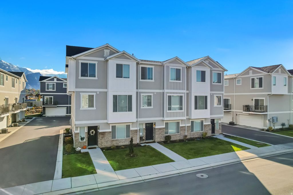 Photo of 1917 S 1030 W, Orem, UT 84058 (MLS # 2155711)
