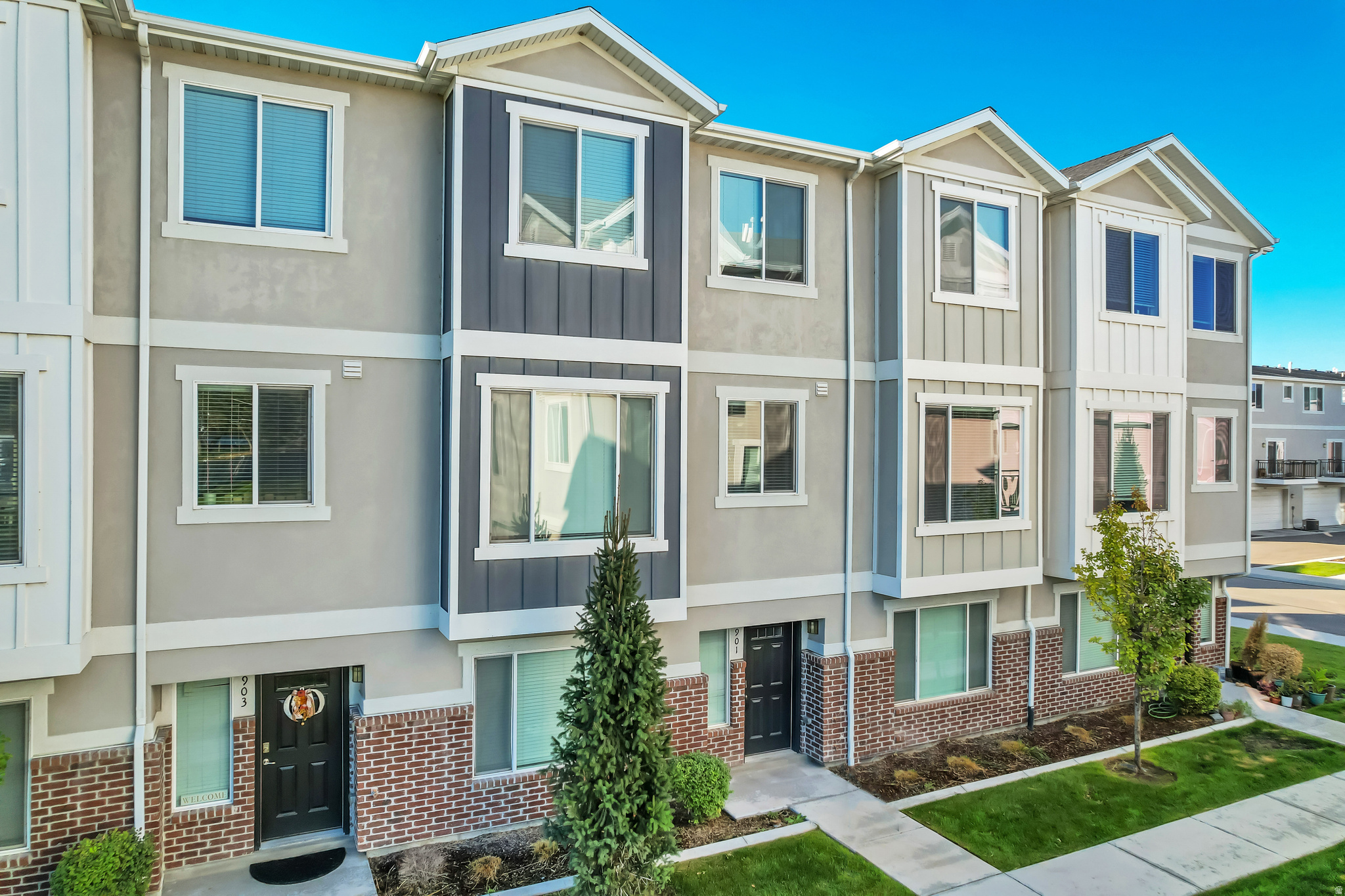 LAKEVIEW - Residential