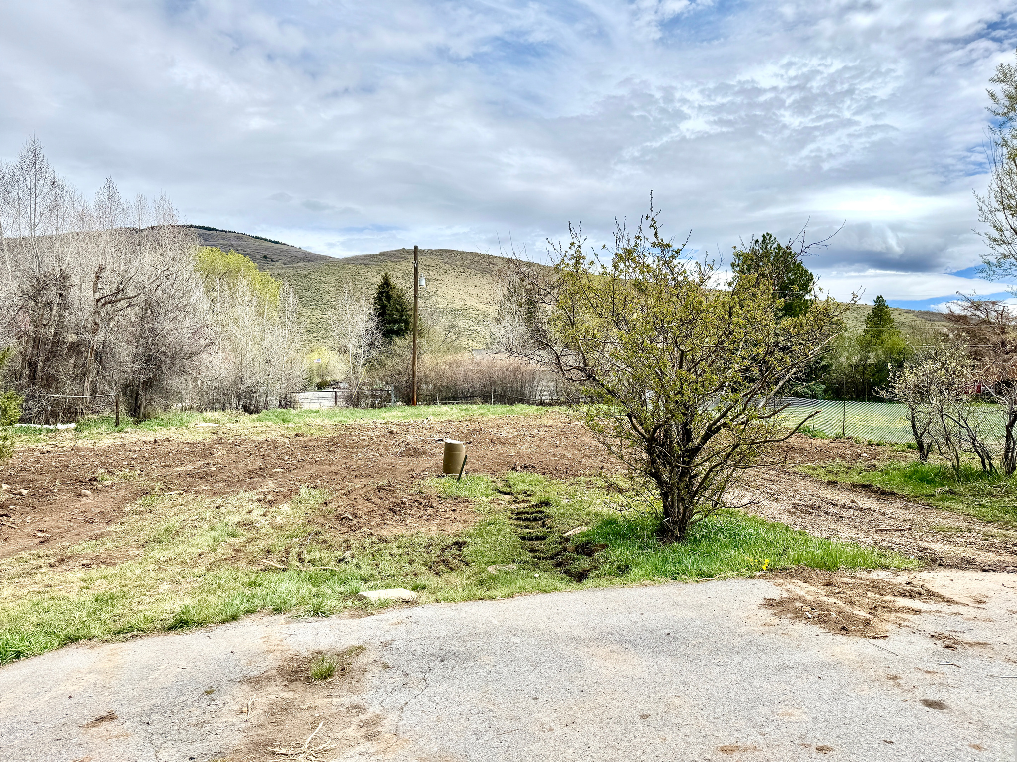 KAMAS TOWN - Land