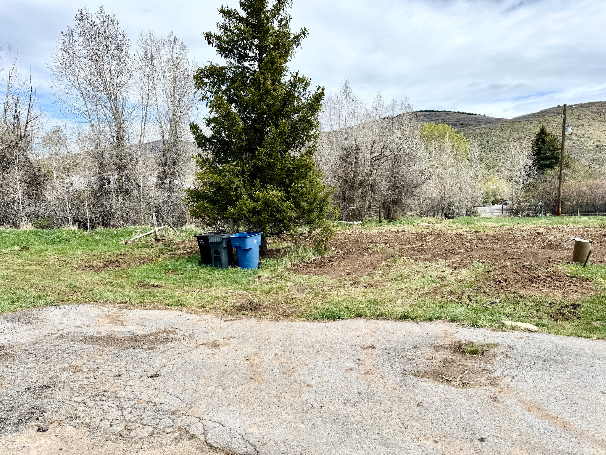 KAMAS TOWN - Land