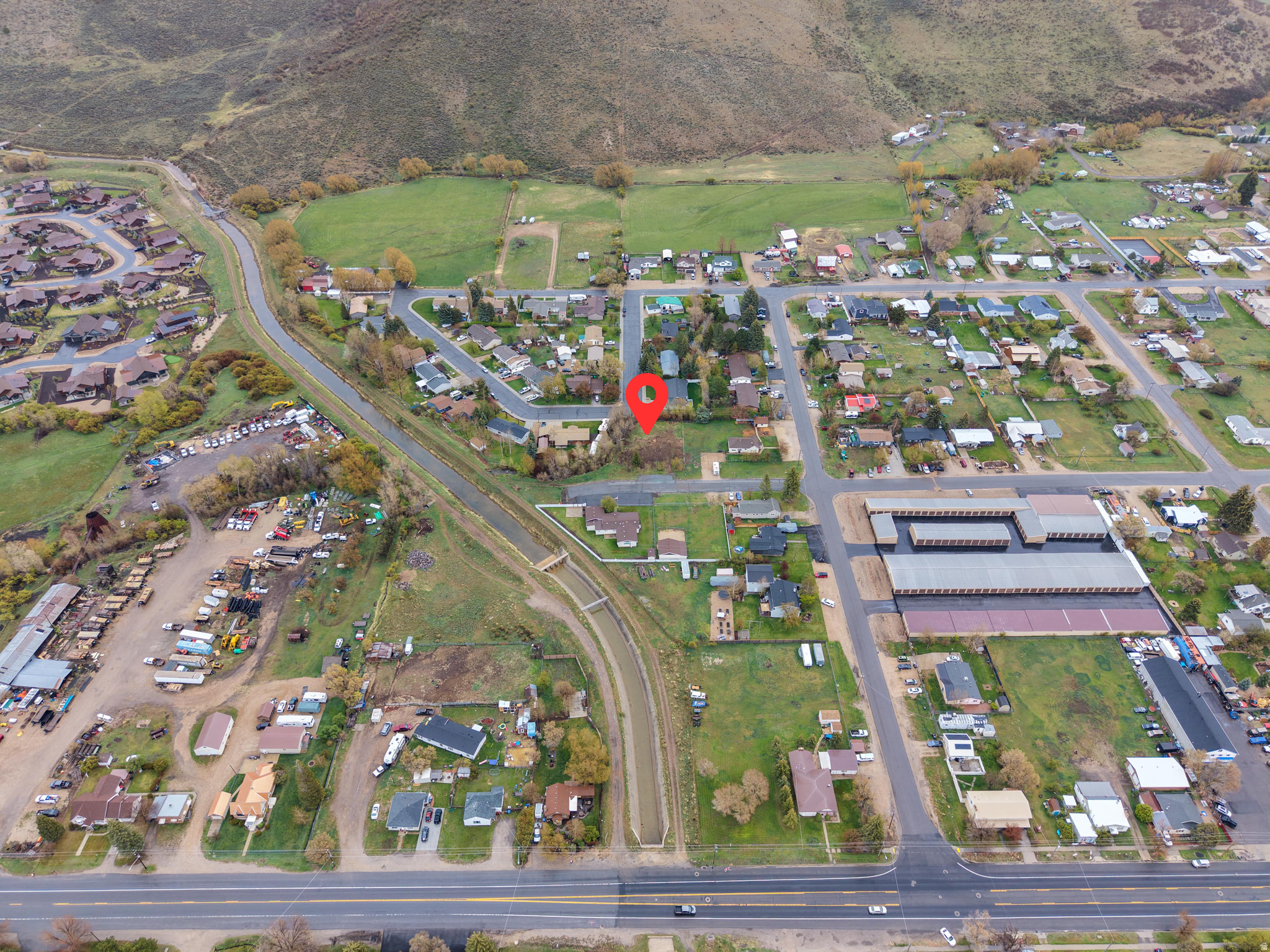 KAMAS TOWN - Land