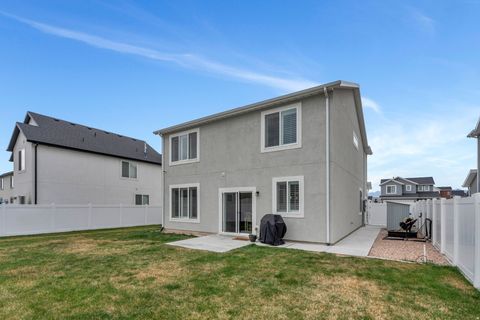 Tiny photo for 327 S 680 W, American Fork, UT 84003 (MLS # 2147459)
